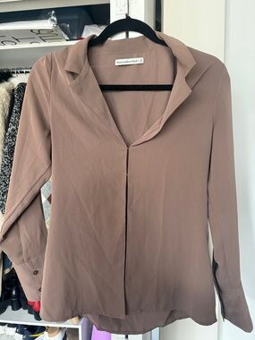 Abercrombie & Fitch Mauve-Taupe Long-Sleeve Button-Front shirt